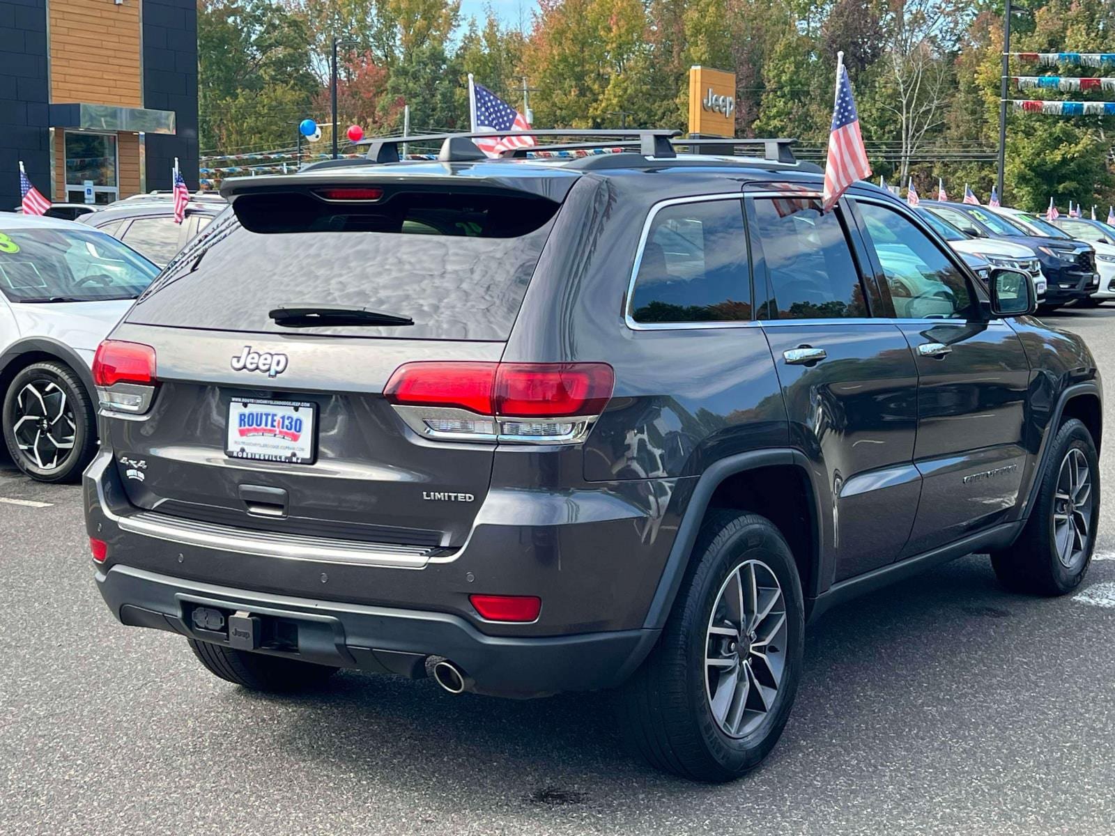 Used 2020 Jeep Grand Cherokee Limited w/ Luxury Group II AWD/4WD image 4