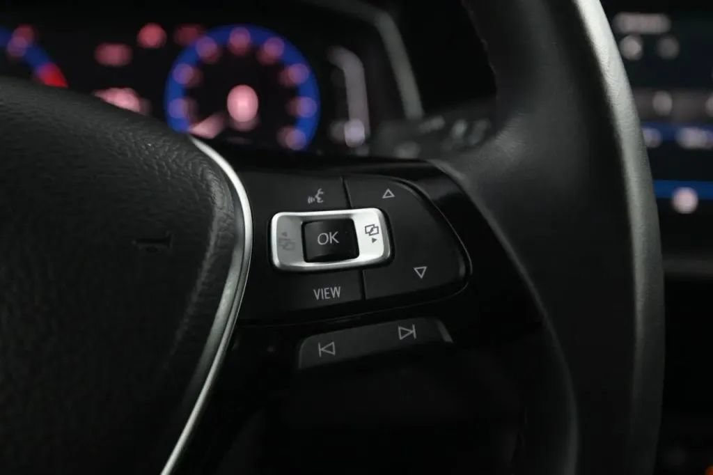 Used 2019 Volkswagen Jetta SEL FWD image 20