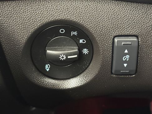 Used 2019 Ford Fiesta SE w/ Equipment Group 201A image 17