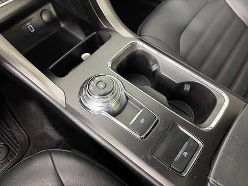 Certified 2018 Ford Fusion SE w/ Fusion SE Technology Package image 22