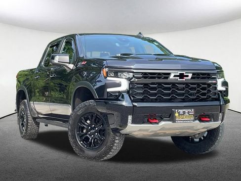 Certified 2022 Chevrolet Silverado 1500 ZR2 w/ Technology Package AWD/4WD image 2