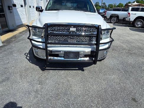 Used 2014 RAM 1500 Laramie w/ Convenience Group AWD/4WD image 6