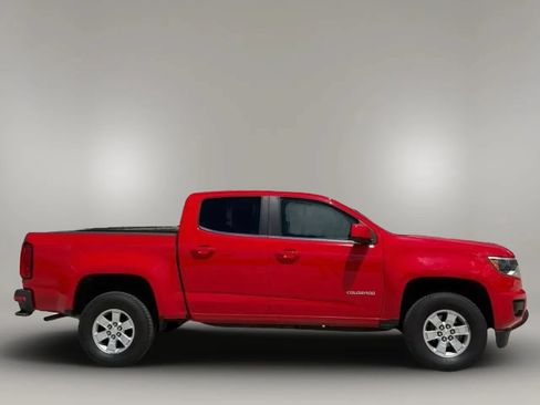 Used 2018 Chevrolet Colorado W/T w/ WT Convenience Package RWD image 7
