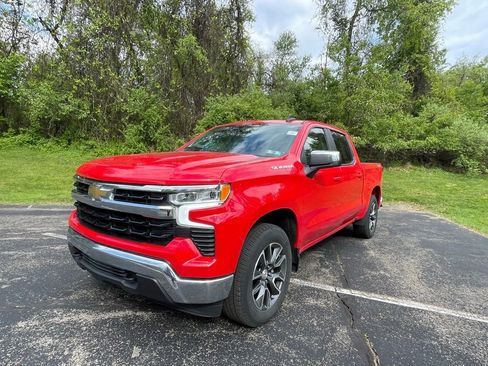 Certified 2023 Chevrolet Silverado 1500 LT AWD/4WD image 7