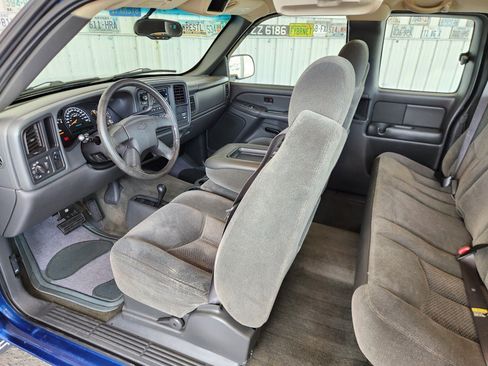 Used 2004 Chevrolet Silverado 1500 LS AWD/4WD image 15