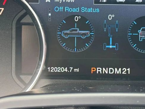 Used 2016 Ford F150 Lariat image 14