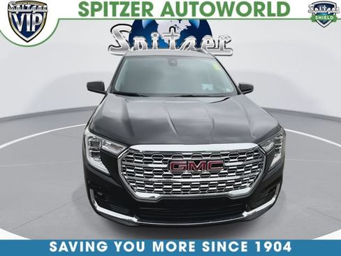 Used 2024 GMC Terrain Denali AWD/4WD image 3
