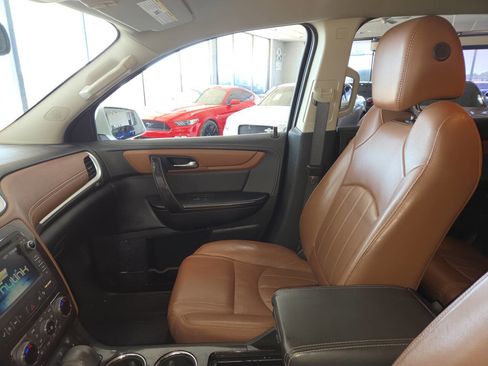 Used 2016 Chevrolet Traverse LTZ AWD/4WD image 16