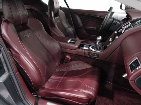 Used 2009 Aston Martin DBS Coupe RWD image 15