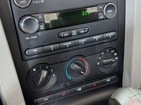 Used 2008 Ford Mustang GT Premium image 17