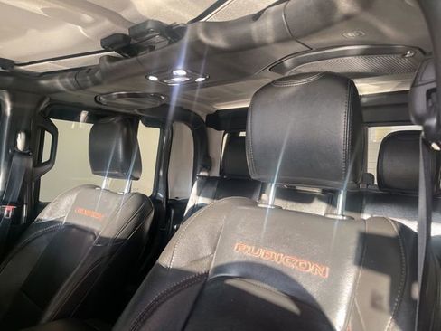 Used 2022 Jeep Gladiator Rubicon w/ LED Lighting Group image 12