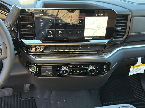 New 2026 GMC Sierra 1500 Elevation image 17