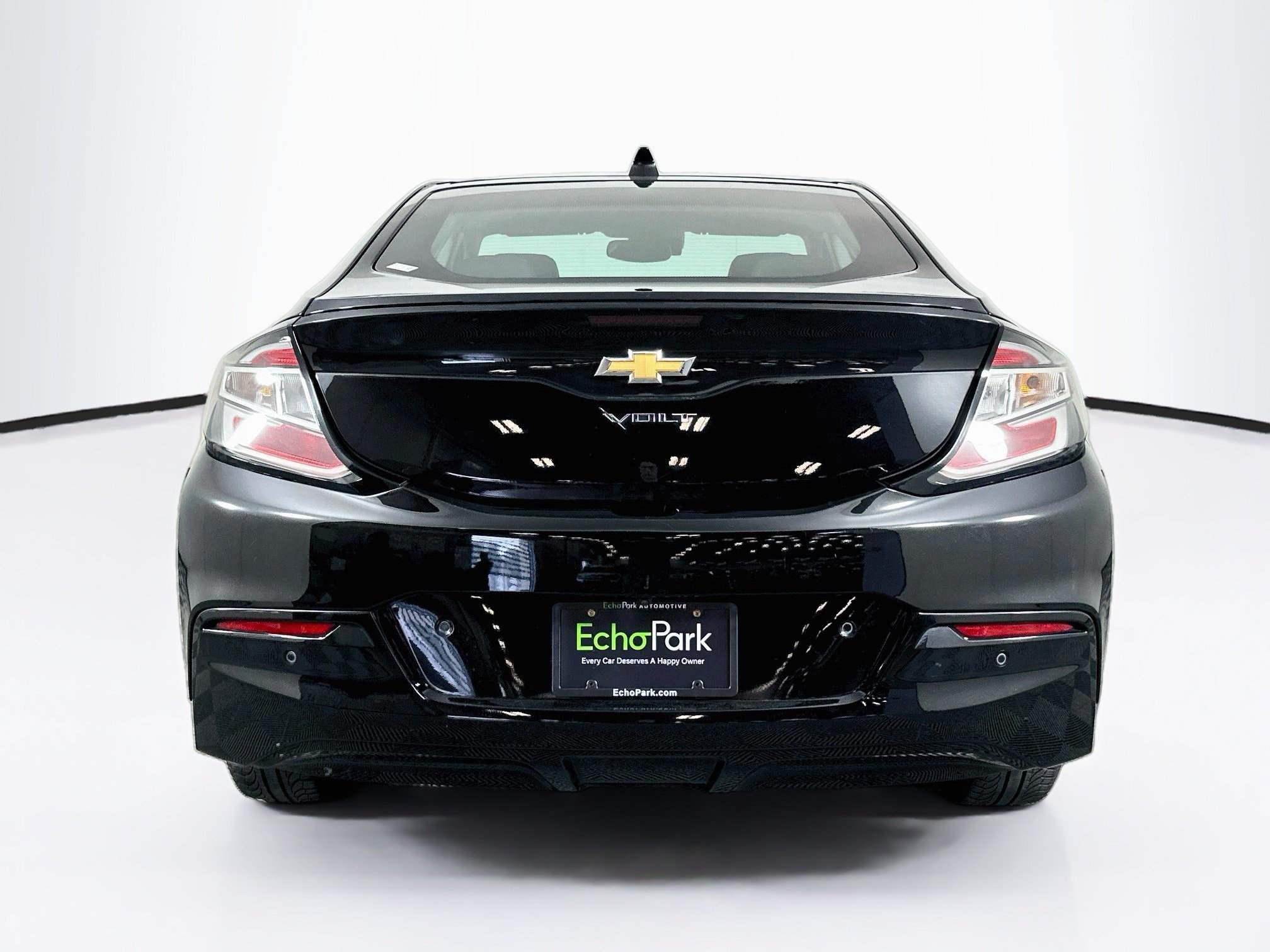 Used 2018 Chevrolet Volt Premier w/ Driver Confidence Package FWD image 7