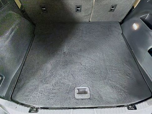 Used 2022 Ford Edge SE AWD/4WD image 12