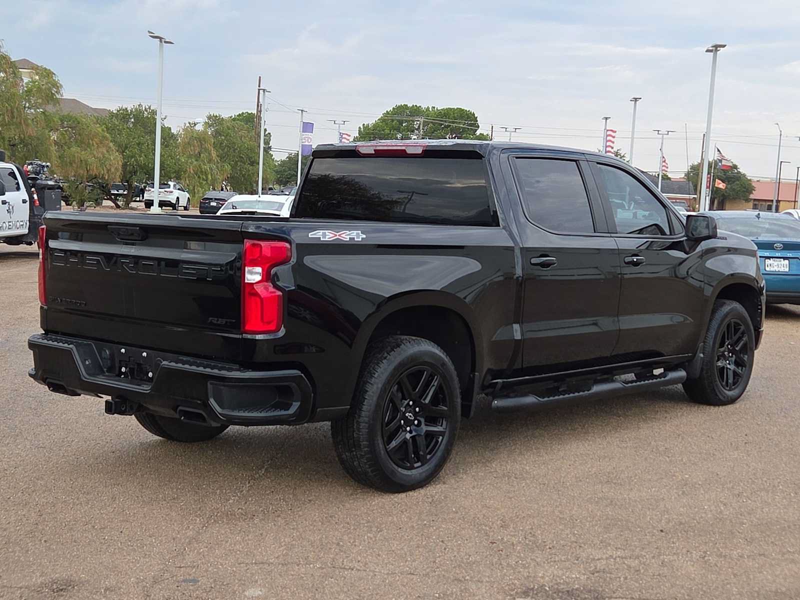 Used 2025 Chevrolet Silverado 1500 RST w/ Rally Edition AWD/4WD image 8