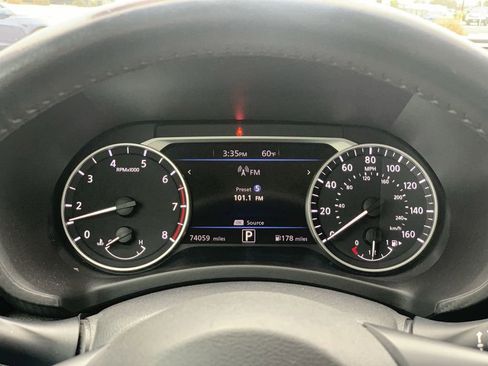 Used 2022 Nissan Sentra SV image 8