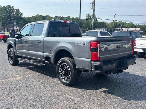 Used 2024 Ford F250 Lariat w/ Lariat Ultimate Package AWD/4WD image 5
