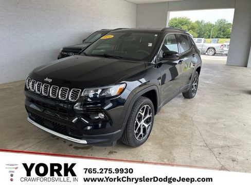 Used 2024 Jeep Compass Limited AWD/4WD image 1