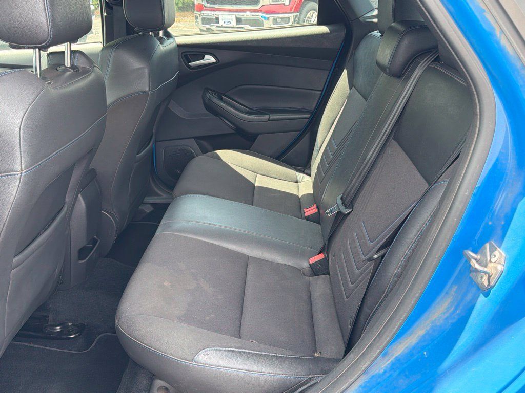 Used 2017 Ford Focus RS AWD/4WD image 17