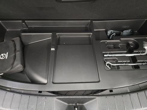 Used 2025 MAZDA CX-90 3.3 Turbo w/ Preferred Package image 42