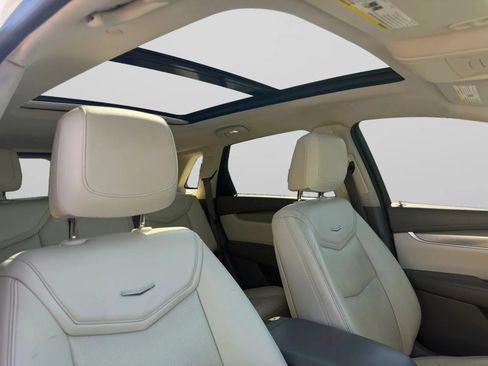 Used 2018 Cadillac XT5 Luxury AWD/4WD image 35