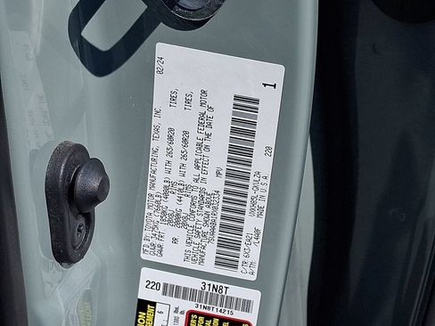Used 2024 Toyota Sequoia Limited w/ Tow Technology Package AWD/4WD image 31