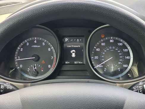 Used 2018 Hyundai Santa Fe Sport w/ 2.4L Value Package 02 image 20