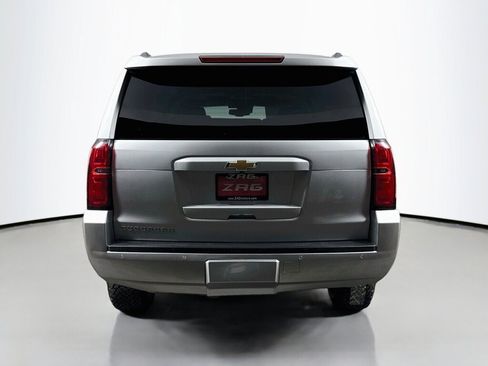 Used 2019 Chevrolet Suburban LT AWD/4WD image 4