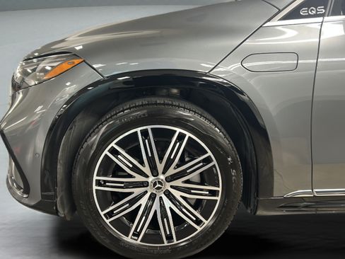 Certified 2023 Mercedes-Benz EQS 580 4MATIC SUV image 47
