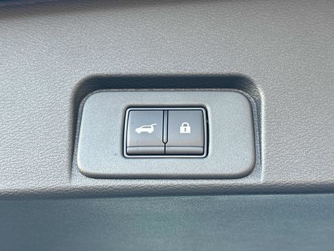 New 2026 Nissan Rogue Platinum w/ Platinum Premium Package image 16