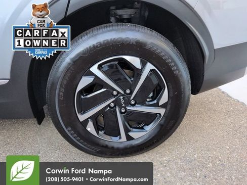 Used 2025 Kia Sportage LX AWD/4WD image 31