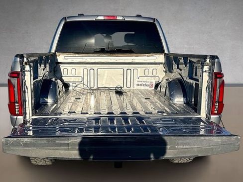 Used 2025 Ford F150 Lariat w/ FX4 Off-Road Package image 25