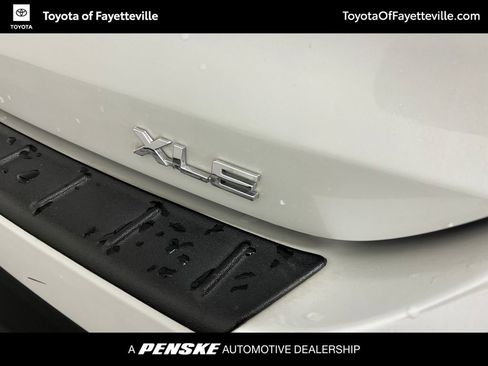 Used 2022 Toyota Highlander XLE FWD image 20