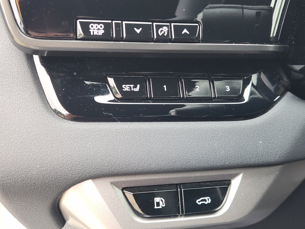 Used 2024 Lexus RX 350 Premium w/ Accessory Package (Z1) FWD image 21