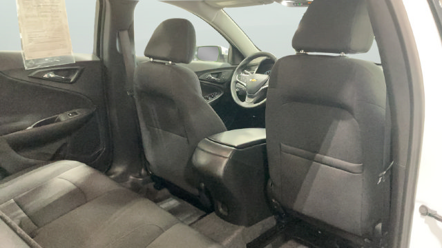 Used 2024 Chevrolet Malibu RS w/ LPO, Floor Liner Package FWD image 35