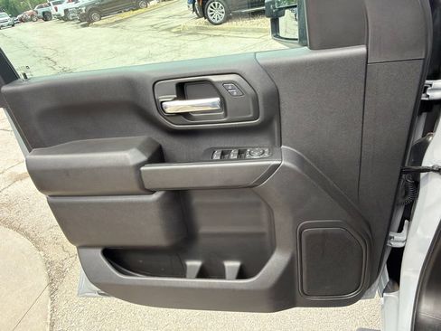 Used 2025 Chevrolet Silverado 2500 Custom w/ Custom Value Package AWD/4WD image 32