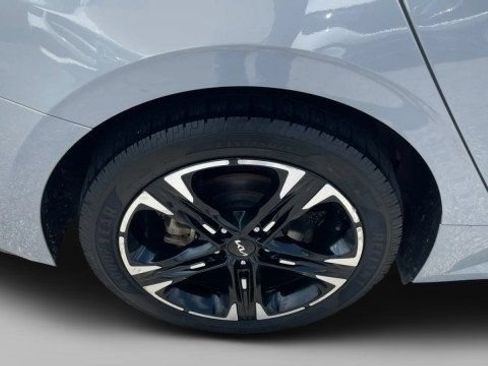 Used 2023 Kia K5 GT-Line FWD image 7