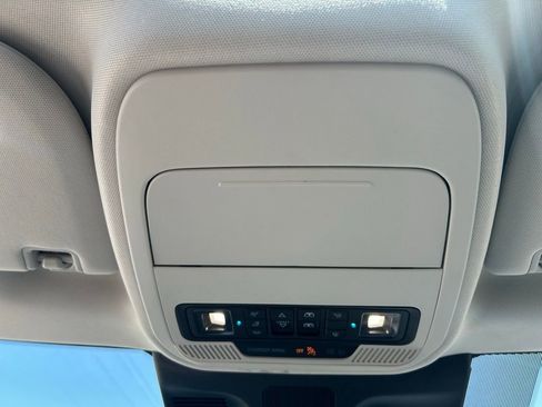 Certified 2025 Ford Expedition Platinum AWD/4WD image 31