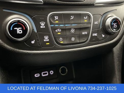 Used 2019 Chevrolet Equinox LT image 17