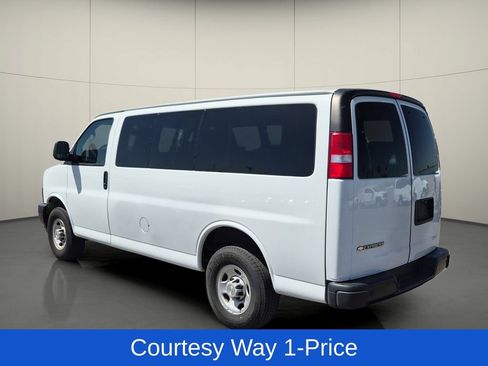 Used 2023 Chevrolet Express 3500 LS RWD image 6