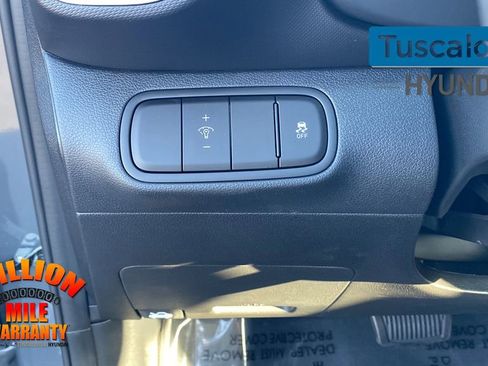 New 2026 Hyundai Venue SEL image 15