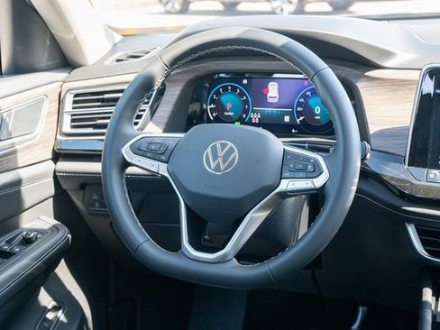 New 2026 Volkswagen Atlas SEL image 30