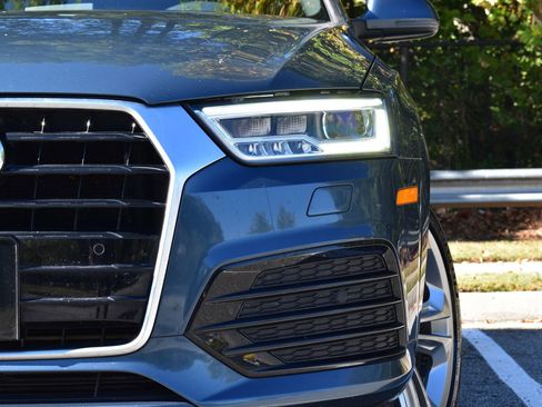 Used 2018 Audi Q3 2.0T Premium Plus w/ Premium Plus Package image 3