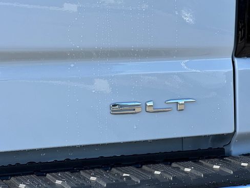 New 2026 GMC Sierra 1500 SLT w/ SLT Premium Plus Package image 7
