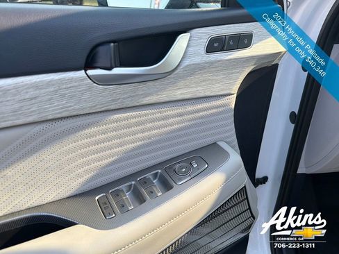 Used 2023 Hyundai Palisade Calligraphy image 16
