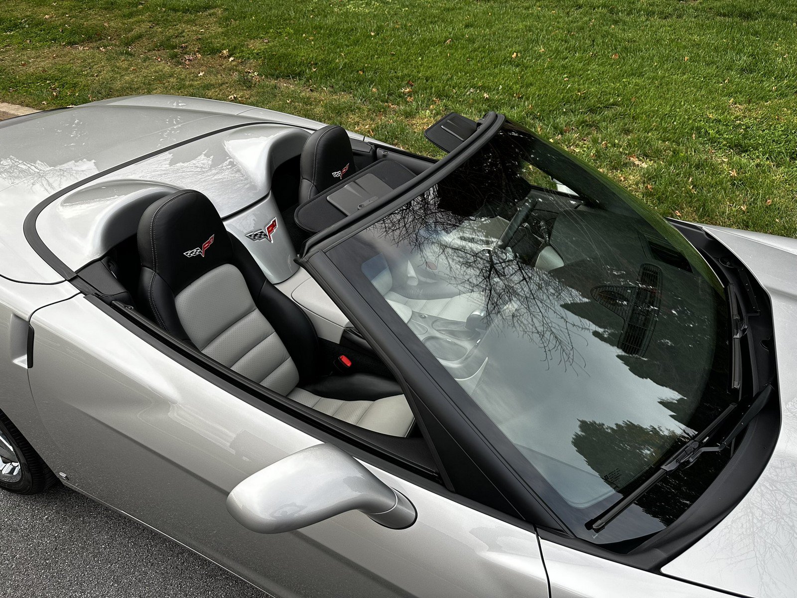 Used 2007 Chevrolet Corvette Convertible w/ Preferred Equipment Group RWD image 55