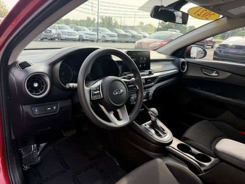Used 2021 Kia Forte LXS FWD image 12