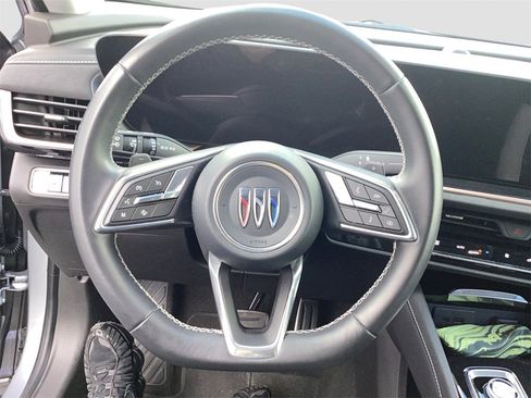 Used 2025 Buick Envision Sport Touring image 10