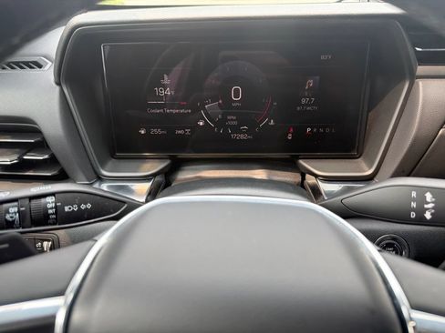 Certified 2025 GMC Terrain Elevation w/ Elevation Premium Package AWD/4WD image 23
