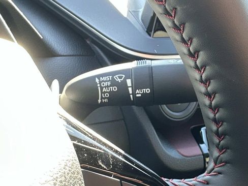 New 2026 Toyota Prius Plug-In Hybrid FWD image 23